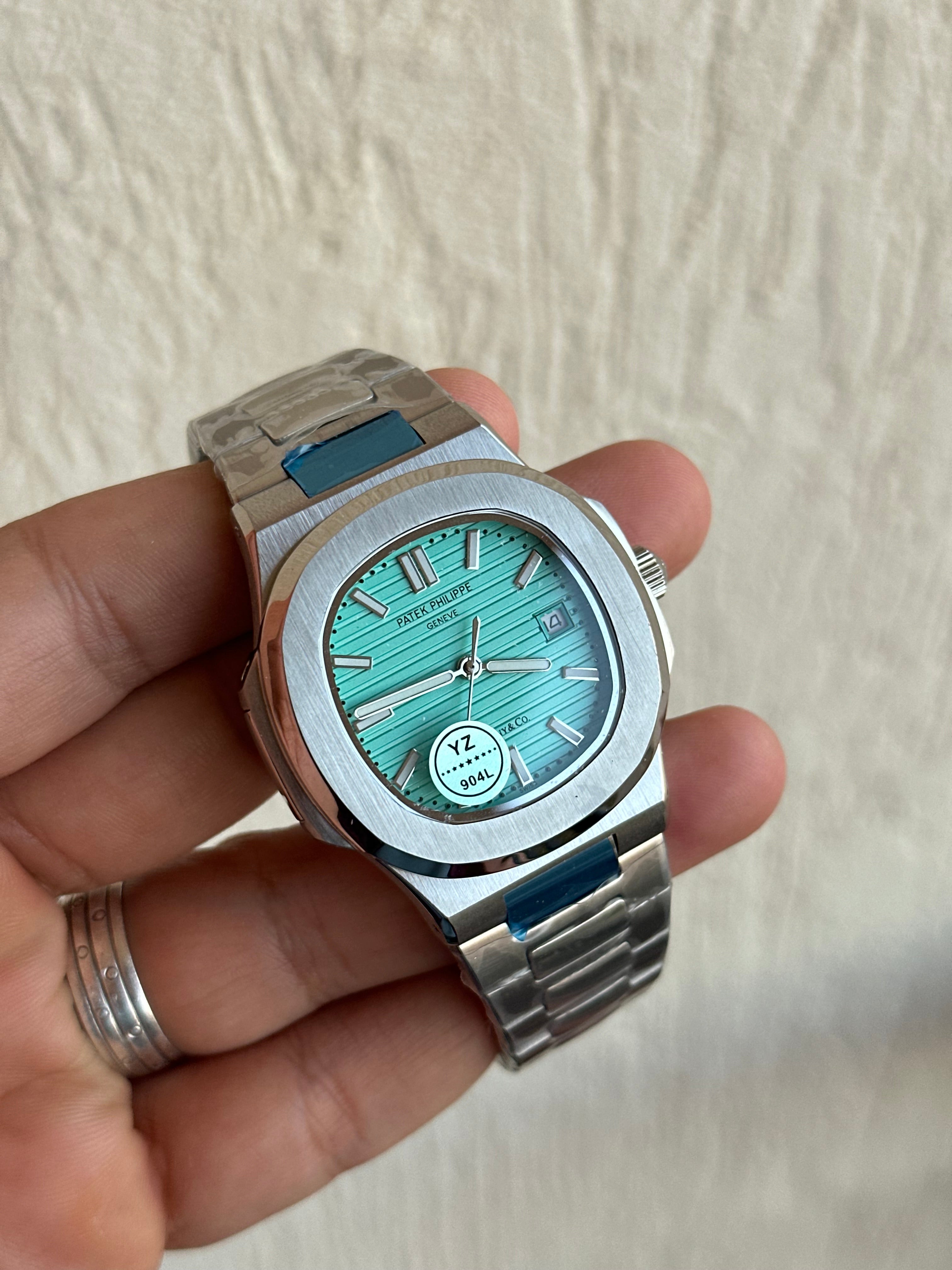 PATEK PHILIPPE NAUTILUS STAINLESS STEEL MEN’S WATCH