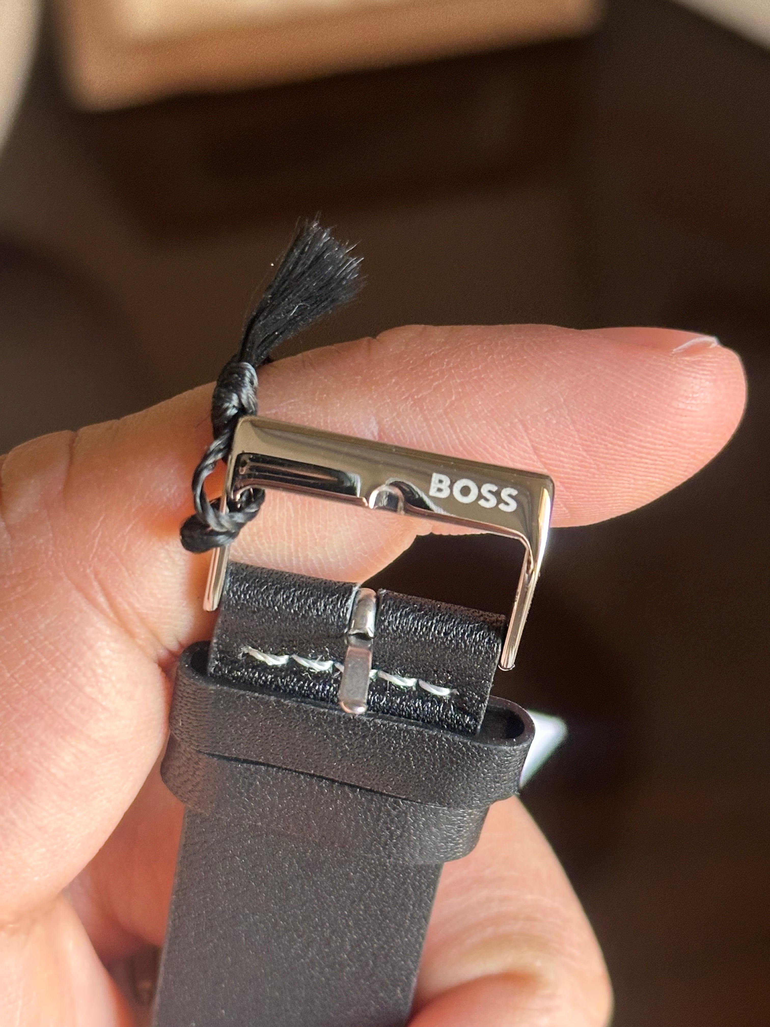 HUGO BOSS CLOUD MEN's GREY DIAL, BLACK LEATHER WATCH - 1514014
