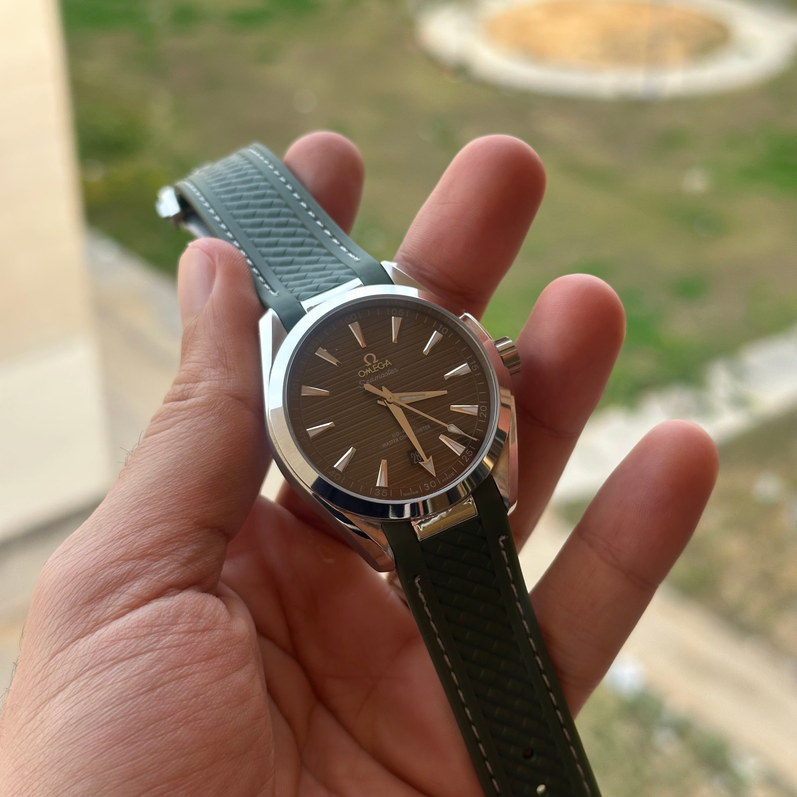 Omega SEAMASTER
AQUA TERRA 150M