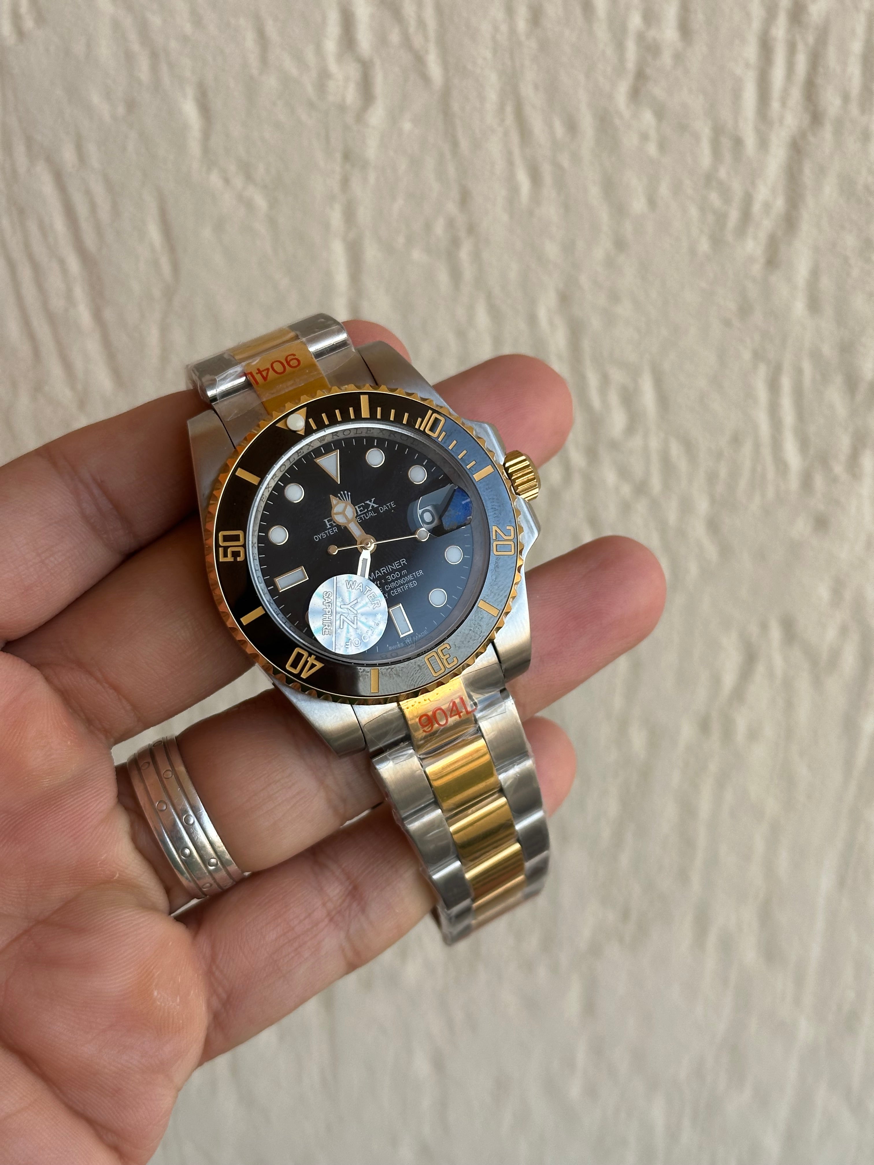 Rolex Submariner Date Half Gold (Black Dial)
