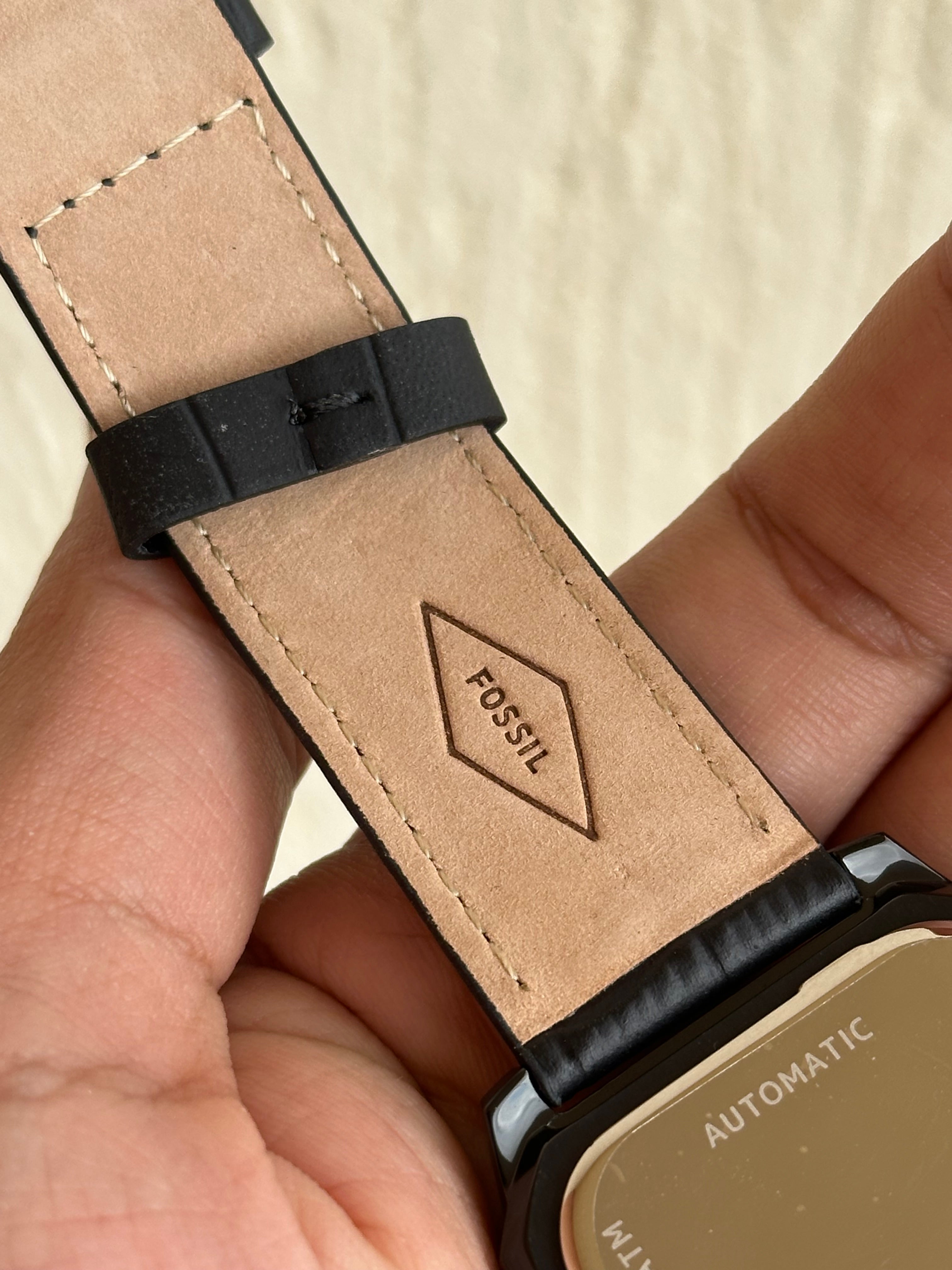 Fossil Automatic Skeleton Square