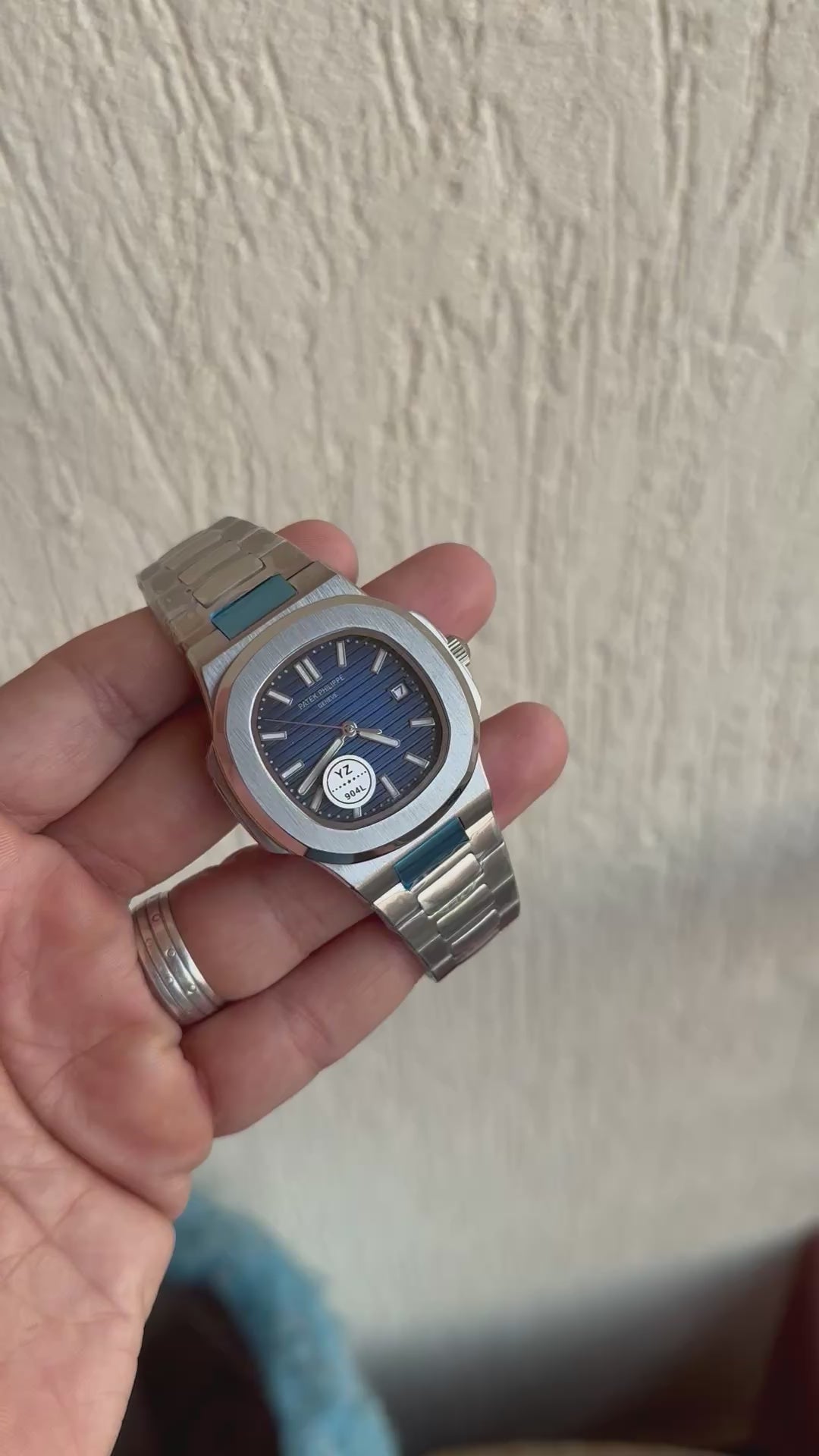 PATEK PHILIPPE NAUTILUS STAINLESS STEEL MEN’S WATCH